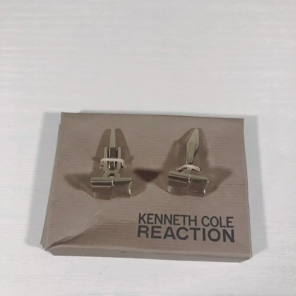Kenneth Cole Reaction Silver Tone Square Metal Cufflinks Cuff Links Set